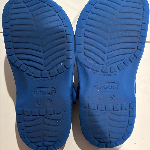 CROCS Kids Classic Blue Sandals - Picture 2 of 2